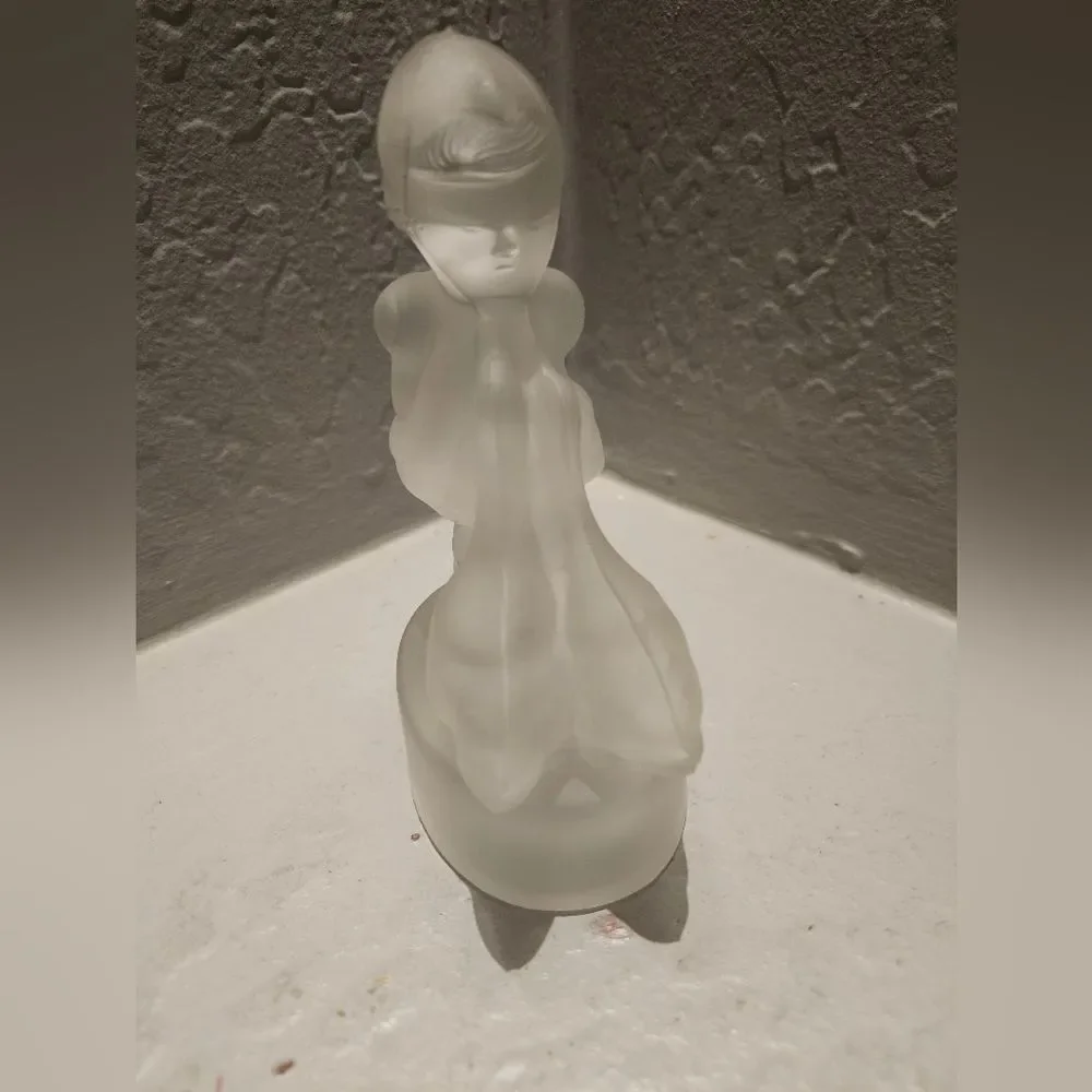 L.E. Smith Goose Girl Figurine for Hummel Frosted Glass 6